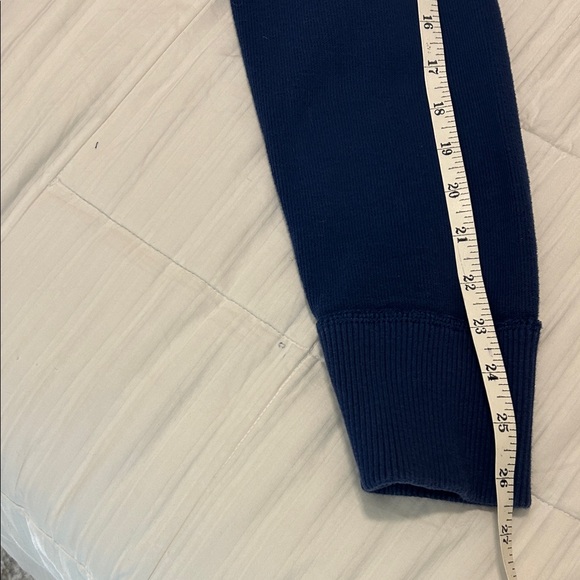 American Eagle Outfitters Men's Cobalt Blue Sweater Size Large - Picture 7 of 9